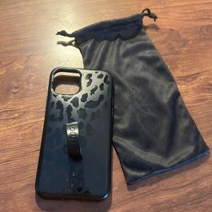 iPhone 11 Pro Black Leopard Loopy Case